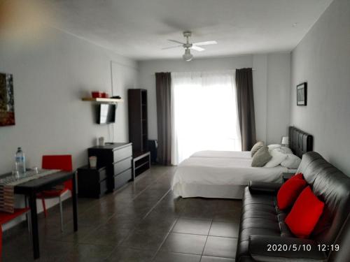 Estudio del hotel Apartments El Patio. Foto 22