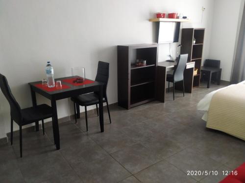 Estudio del hotel Apartments El Patio. Foto 17