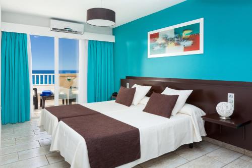 Apartamento de 2 dormitorios con vistas al mar del hotel Dragos del Sur