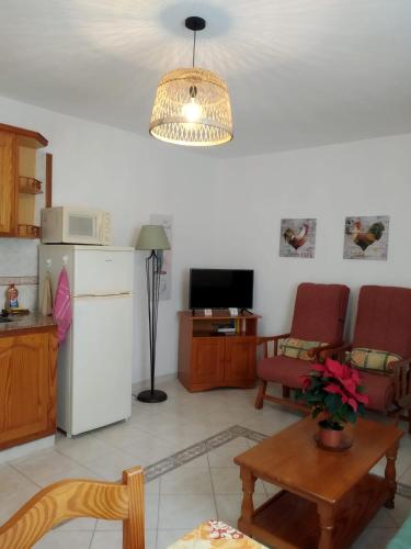 Apartamento de 1 dormitorio con vistas al mar del hotel Casitas Rosheli. Foto 16