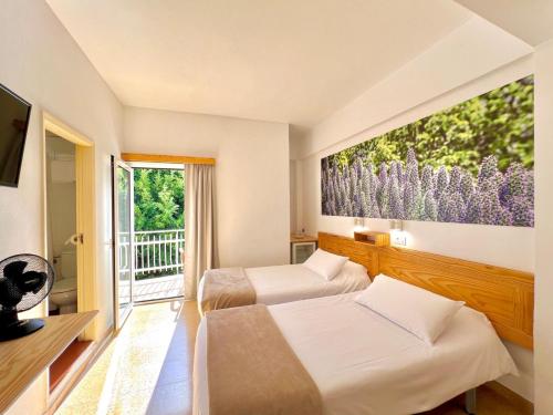 Standard Twin Room del hotel Edén. Foto 4