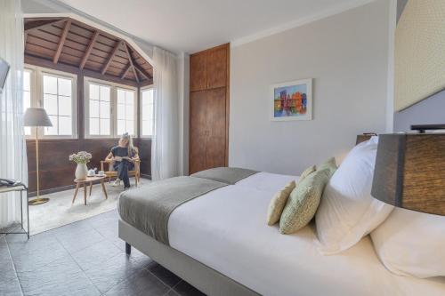 Habitación Doble con vistas al mar - 2 camas del hotel San Telmo. Foto 10