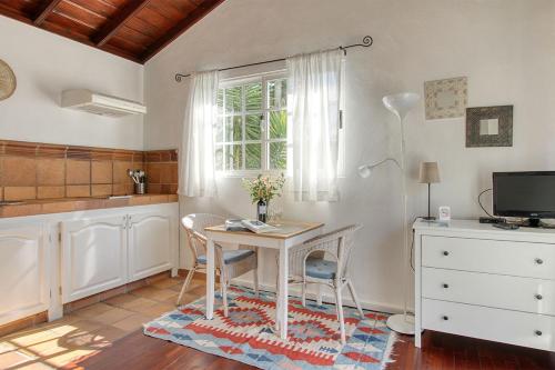 One-Bedroom House del hotel La Camuesa-Adults Only. Foto 3