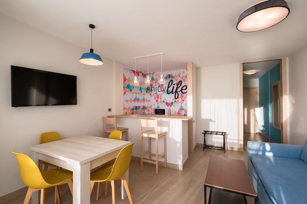 Apartamento familiar del hotel Allegro Isora. Foto 1