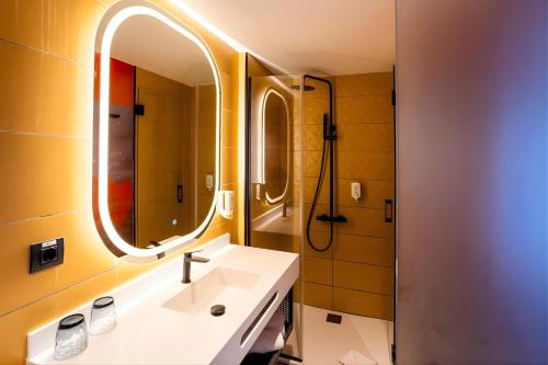 The Flow Double Room del hotel Sholeo Lodges Los Gigantes. Foto 3