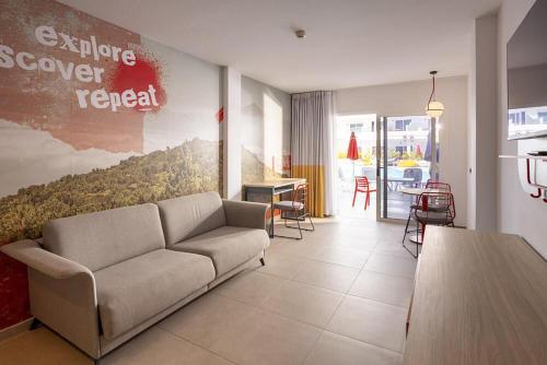 The Loop Suite Pool View del hotel Sholeo Lodges Los Gigantes