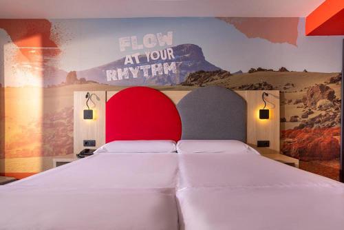 The Flow Double Room Sea View del hotel Sholeo Lodges Los Gigantes. Foto 1