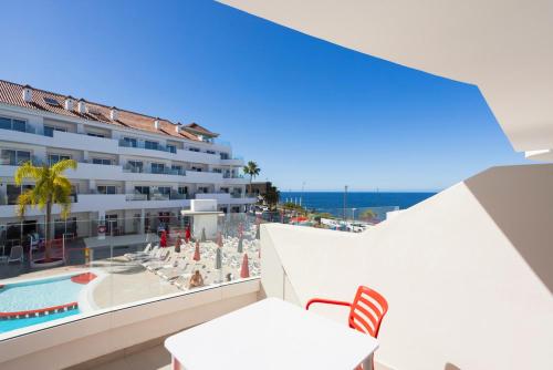 The Flow double room lateral sea view del hotel Sholeo Lodges Los Gigantes. Foto 17