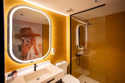 The Flow double room lateral sea view del hotel Sholeo Lodges Los Gigantes. Foto 19