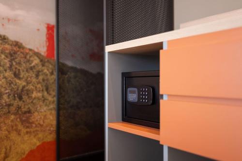 Suite The Loop con vistas laterales al mar del hotel Sholeo Lodges Los Gigantes. Foto 8