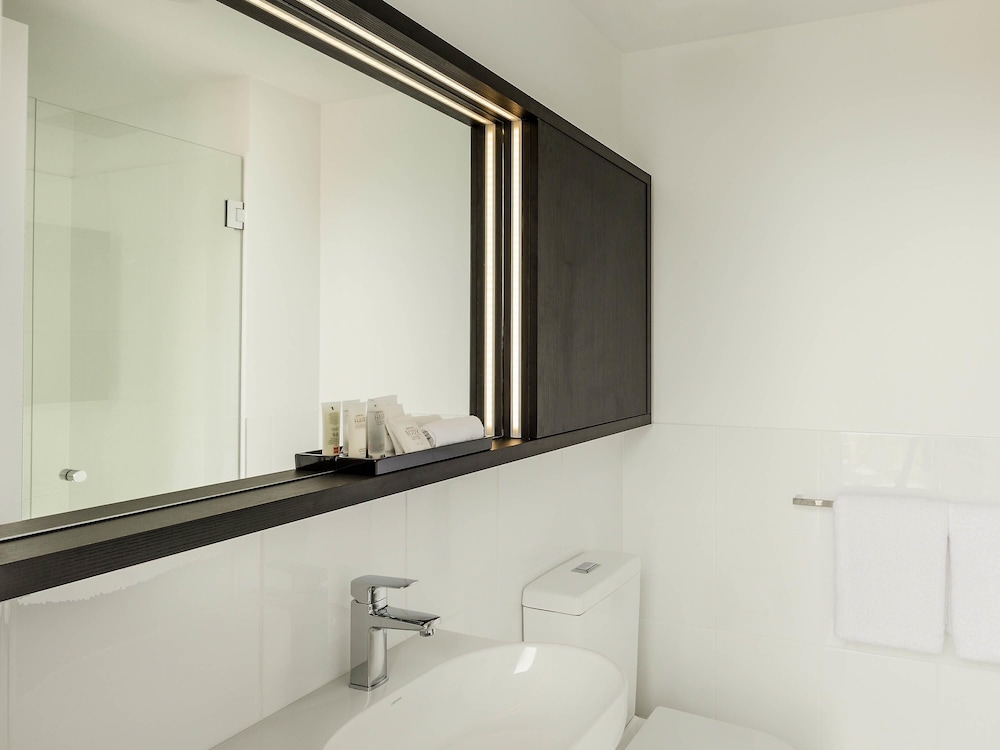 Habitación estándar con 2 camas individuales del hotel Ibis Adelaide. Foto 5