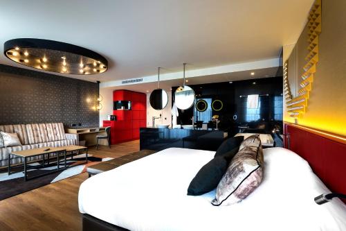 Suite Estudio Silver del hotel Hard Rock Tenerife. Foto 1