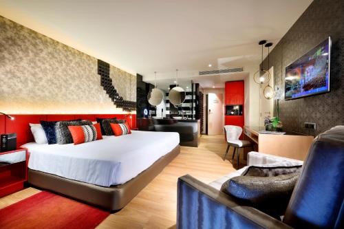 Habitación Deluxe Rock Royalty del hotel Hard Rock Tenerife. Foto 7