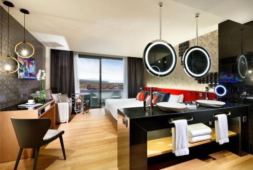 Habitación Deluxe Rock Royalty del hotel Hard Rock Tenerife