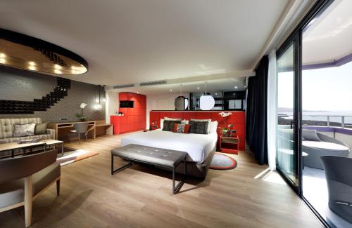 Estudio Suite Gold del hotel Hard Rock Tenerife. Foto 3