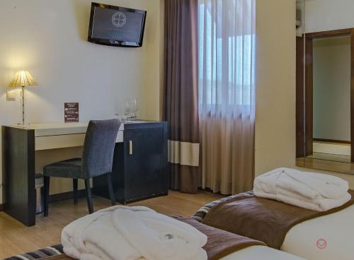 Habitación Doble Estándar - 1 o 2 camas del hotel Your and Spa Alcobaça. Foto 3