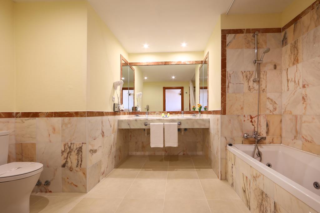 Junior suite del hotel Sunlight Bahia Principe Resort. Foto 1