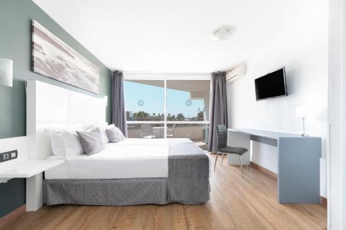 Habitación Doble del hotel Olé Tropical Tenerife Adults Only. Foto 4