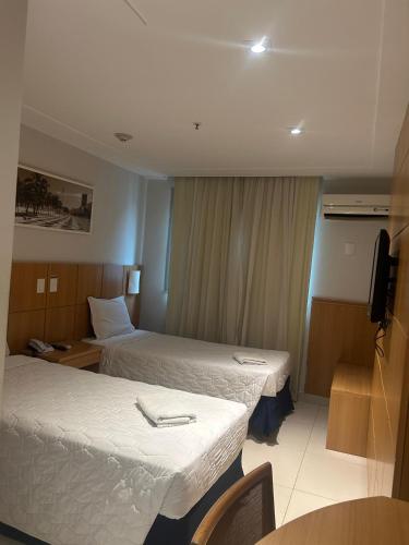 Habitación Doble Estándar - 2 camas del hotel Atlântico Rio. Foto 4