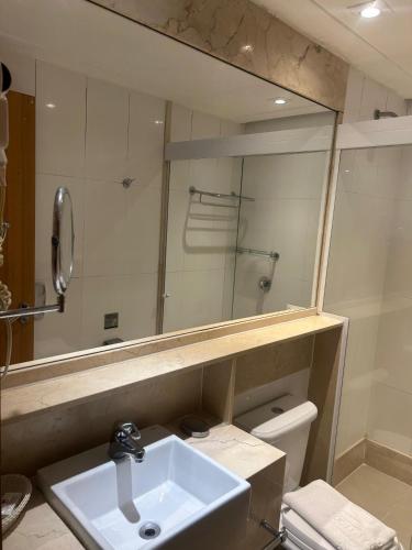 Habitación Doble Deluxe - 2 camas del hotel Atlântico Rio. Foto 5