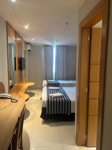 Habitación Triple de lujo del hotel Atlântico Rio. Foto 1