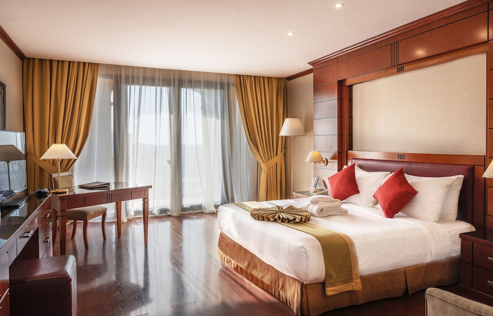 Deluxe King del hotel Mövenpick Jeddah. Foto 1
