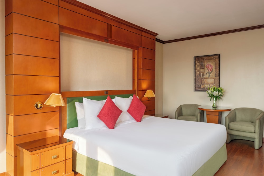 Deluxe King del hotel Mövenpick Jeddah. Foto 8