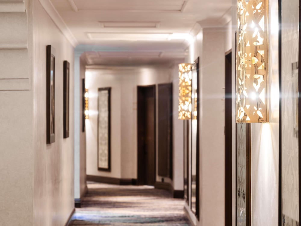 Deluxe Presidential Suite, 1 Double Size Bed, 2 Single Size Beds, Haram View del hotel Pullman Zamzam Makkah. Foto 3