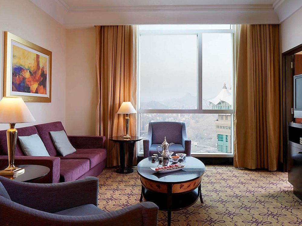 Classic Junior Suite, 2 Single Size Beds, City View del hotel Pullman Zamzam Makkah. Foto 3
