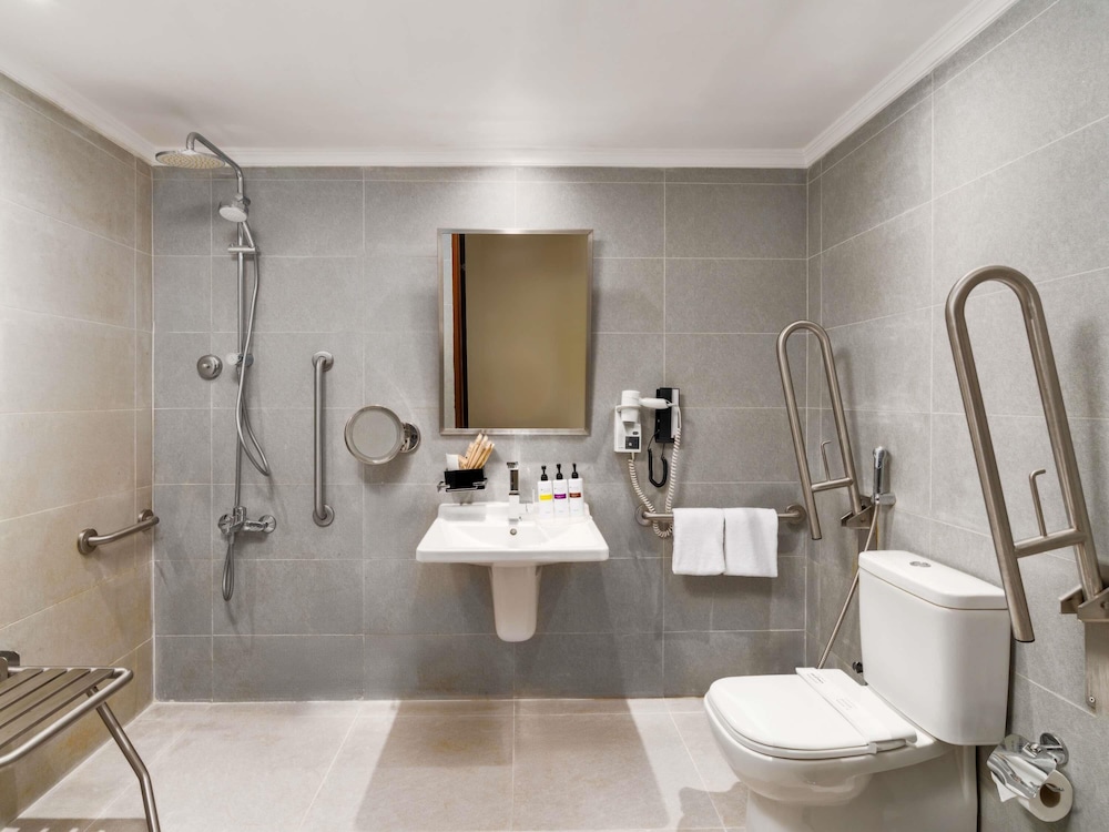 Habitación Deluxe, 2 camas individuales, vistas a la ciudad (Accessible) del hotel Pullman Zamzam Makkah. Foto 4