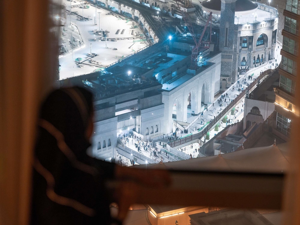 Classic Room, 3 Single Size Beds, Haram View del hotel Pullman Zamzam Makkah. Foto 6
