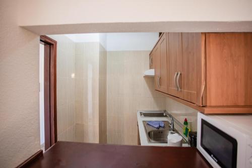 Estudio con vistas a la piscina del hotel Servatur Caribe. Foto 4