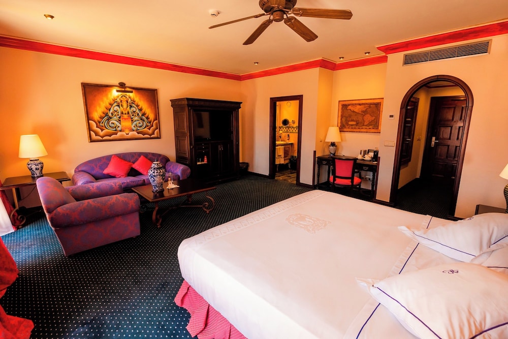 Habitación doble, vistas al jardín del hotel Europe Villa Cortes. Foto 4