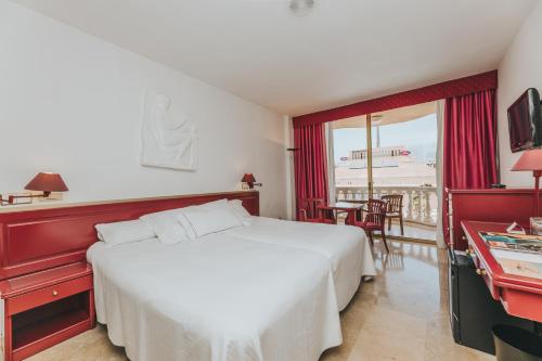 Habitación Doble con 2 camas del hotel Cleopatra Palace. Foto 6