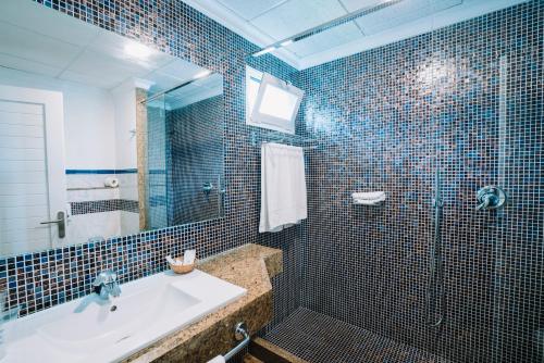 Habitación Doble Superior (2 adultos) del hotel Park Club Europe. Foto 2