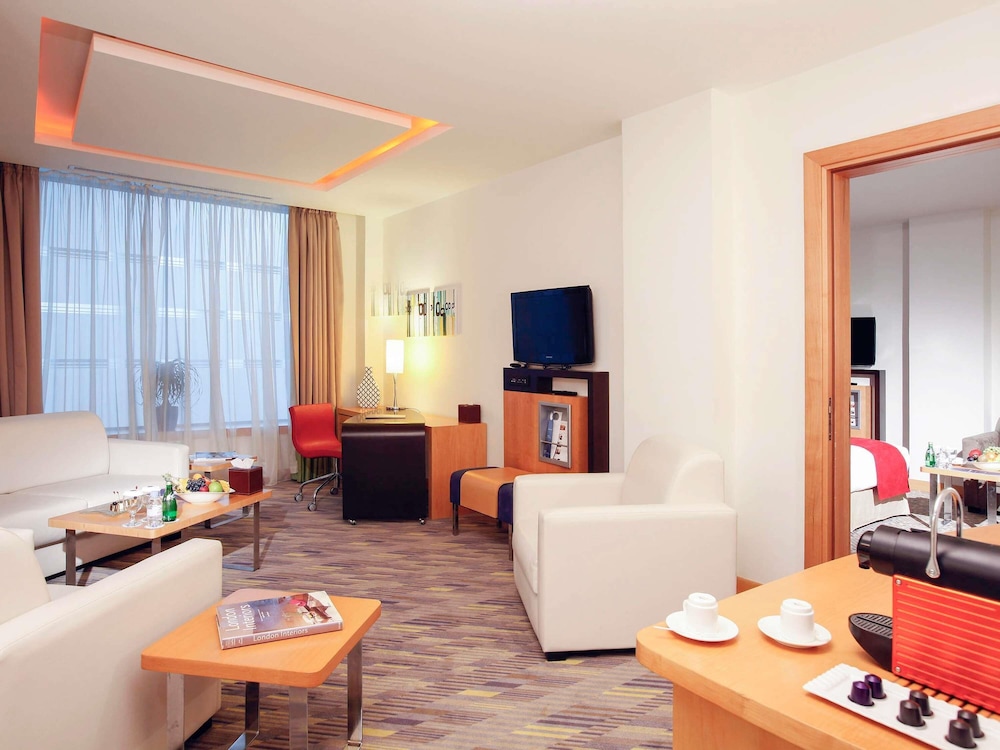 Suite superior, 1 cama doble con sofá cama del hotel Novotel Dammam Business Park