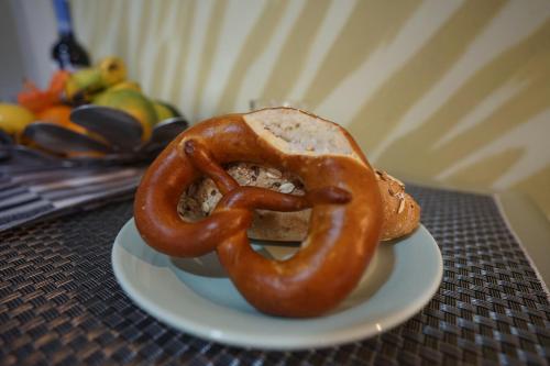 One-Bedroom Apartment with Balcony (2-3 Adults) del hotel Apartamentos Mesa. Foto 9