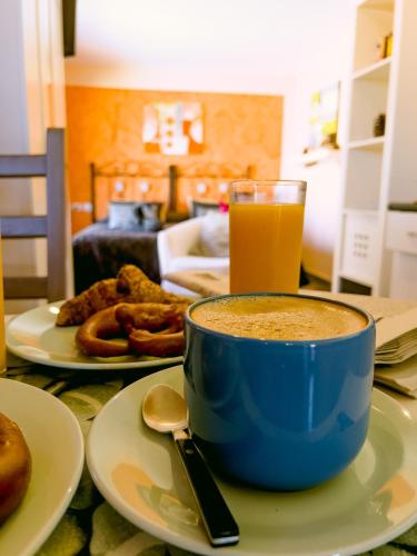 Studio with Terrace (2 Adults) del hotel Apartamentos Mesa. Foto 10