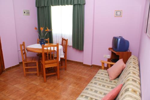 Apartamento de 1 dormitorio del hotel Apartamentos Nelly. Foto 2