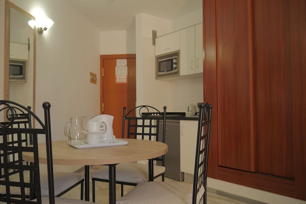 Apartamento, 1 habitación, balcón del hotel Pirámides. Foto 6