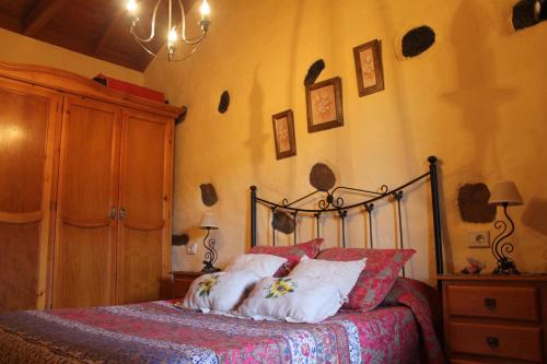 Casa con 1 dormitorio del hotel Casa Rural Las Rosas. Foto 8