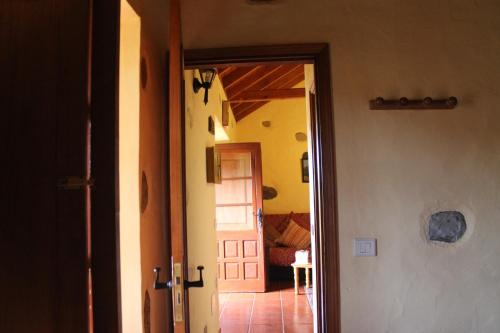 Casa con 1 dormitorio del hotel Casa Rural Las Rosas. Foto 9