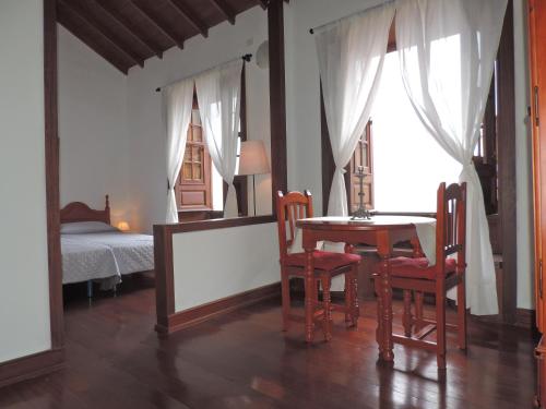 Studio with Sea View (2 Adults) del hotel Casa Rural Los Helechos. Foto 2