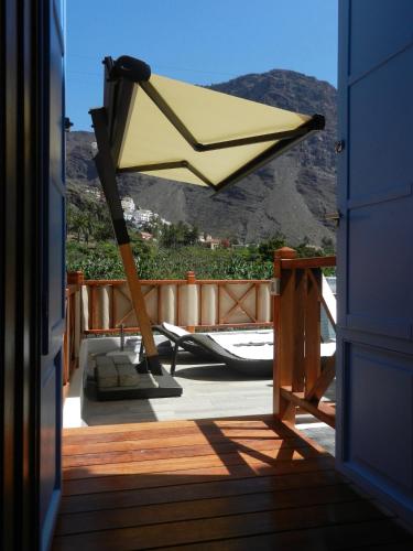 Apartamento con terraza y vistas a la montaña del hotel Caserío de la Playa - Adults Only. Foto 12