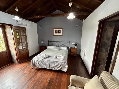 Habitación Doble Superior del hotel Jardin Las Hayas. Foto 27