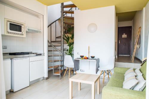 Estudio Superior con terraza solárium del hotel Udalla Park. Foto 6