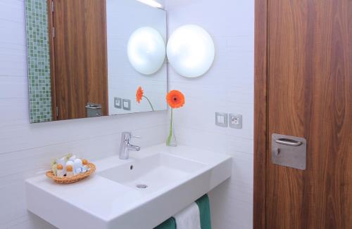 Estudio Superior con balcón - 2 adultos y del hotel Udalla Park. Foto 17