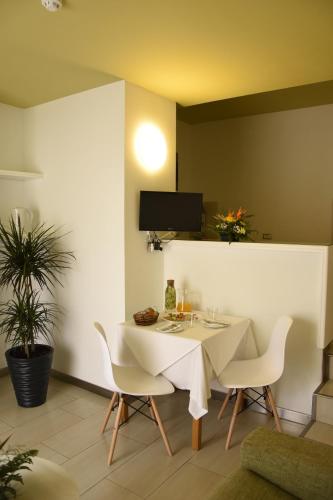 Estudio Superior con balcón - 2 adultos y del hotel Udalla Park. Foto 21