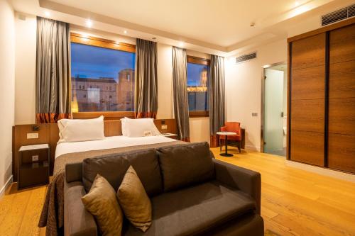Suite Junior del hotel Áurea Convento Capuchinos By Eurostars Company. Foto 1