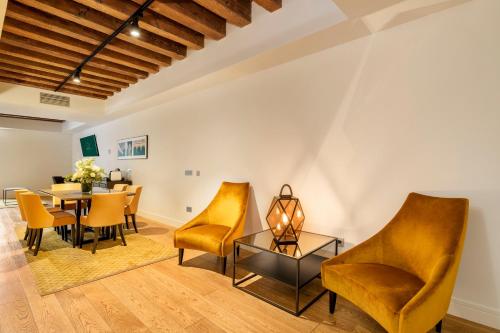 Suite Junior del hotel Áurea Convento Capuchinos By Eurostars Company. Foto 5
